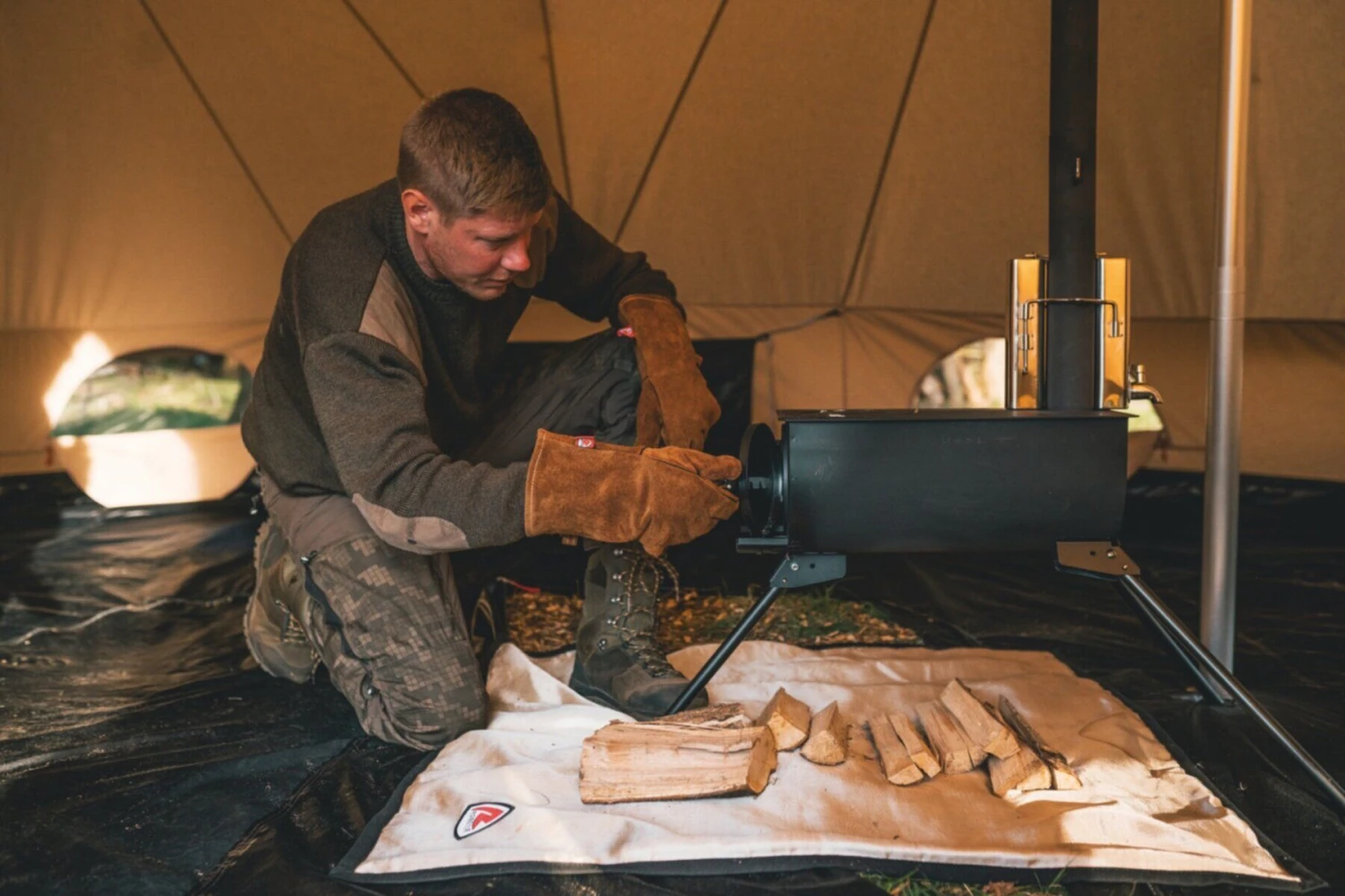 Outwell Robens Klondike Twin Tipi Tent (2023) 5 Outwell Robens Klondike Twin Tipi Tent (2023) - Image 5